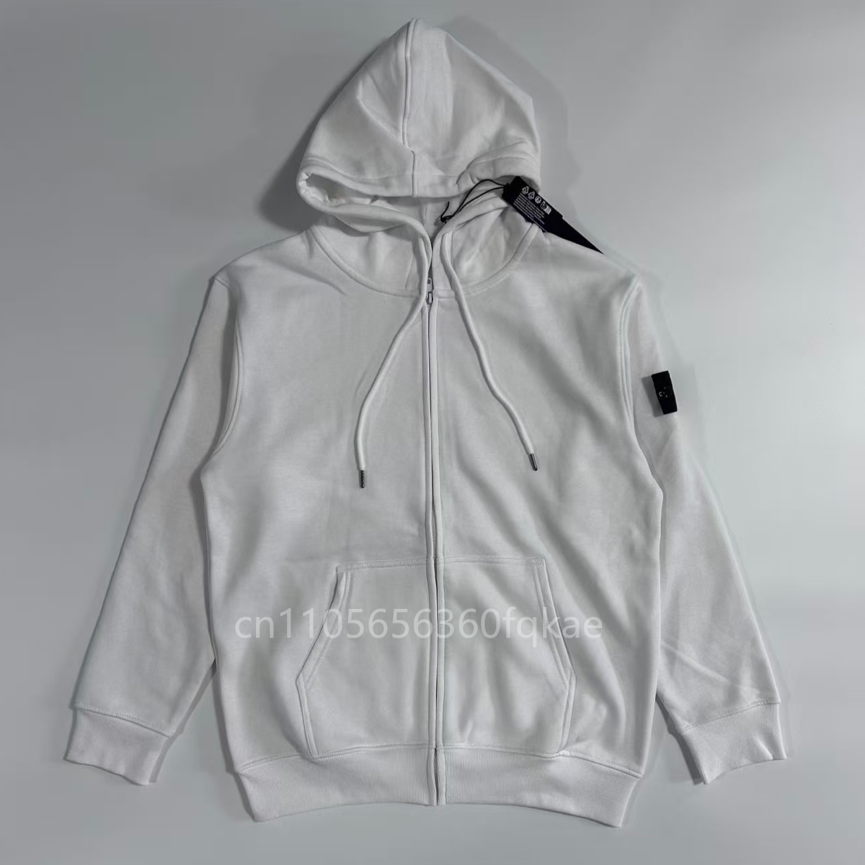 Compass Top Button Patch Hoodi – обзор и цена Fear Of God Essential
