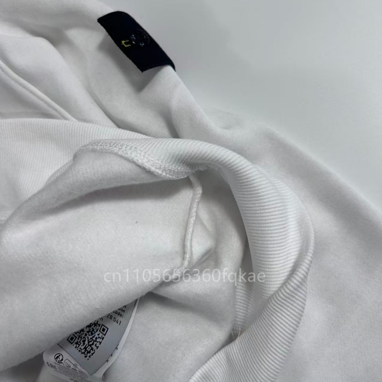 Compass Top Button Patch Hoodi – обзор и цена Fear Of God Essential